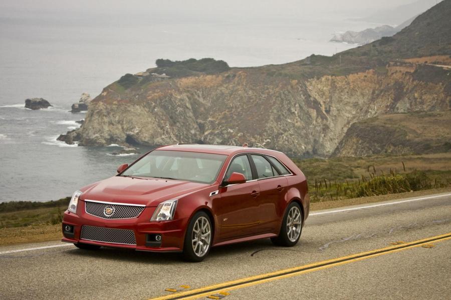  Cadillac CTS-V 2013 года  (фото 9 из 12)